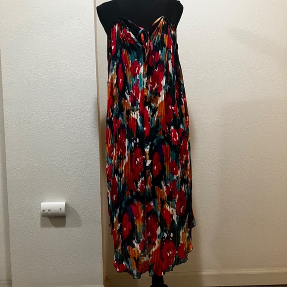 Allen B Accordian style asymmetrical sheer high low dress. - Picture 11 of 13